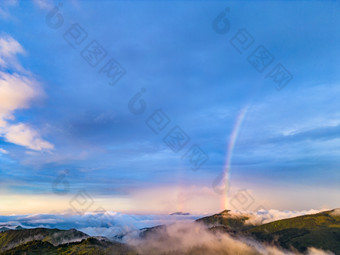 高山云海自然风光航拍摄影图