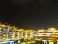 湖南通道侗族建筑夜景航拍摄影图