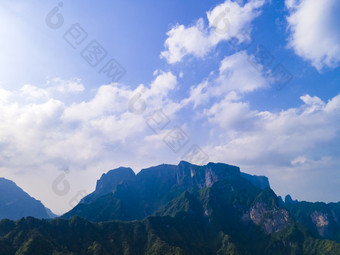 湖南张家界天门山5A景区航拍摄影图