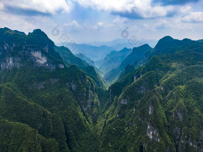 祖国壮丽山河湖南张家界山川地貌摄影图