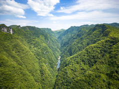 祖国壮丽山河蓝天白云青山森林摄影图