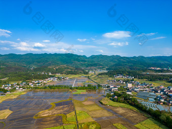 广西桂林<strong>日月</strong>双塔夜景灯光航拍摄影图