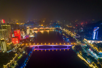 广西桂林日月双塔夜景灯光航拍摄影图