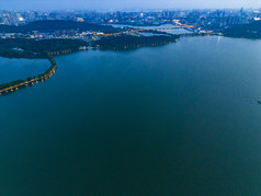 湖北武汉城市夜幕降临航拍摄影图