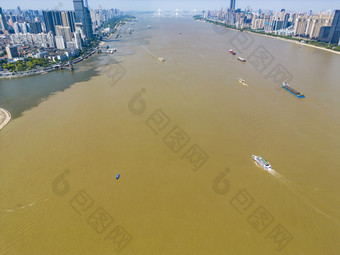 湖北武汉长江边高楼建筑航拍摄影图