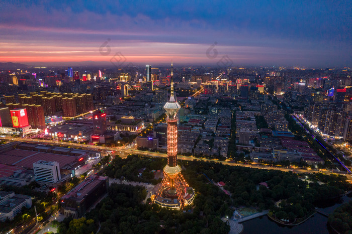 河北石家庄电视塔城市夜幕降临夜景航拍摄影图