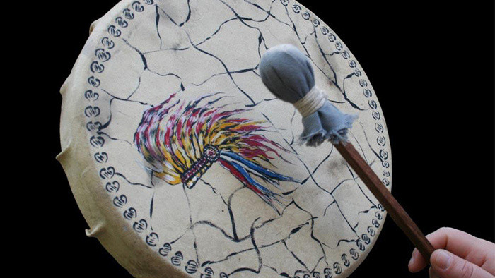 急促频密的鼓声音效