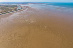 大海海浪沙滩退潮风景航拍摄影图