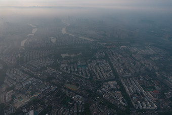 江苏南京城市清晨迷雾航拍摄影图