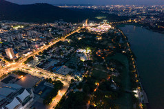 江苏南京玄武湖城市夜景灯光航拍摄影图