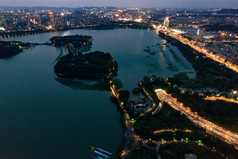 江苏南京玄武湖城市夜景灯光航拍摄影图