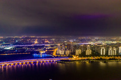 江苏苏州东方之门金鸡湖夜景航拍图