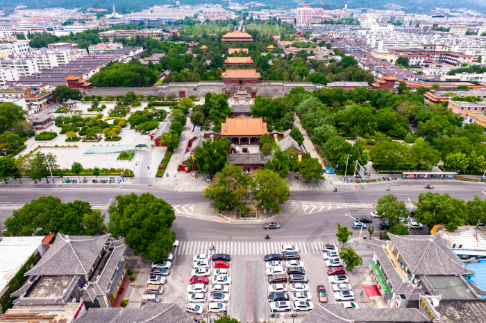 山东泰安岱岳庙城市风光航拍摄影图图片-包图网企业站