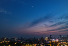 江苏淮安城市夜幕降临夜景灯光航拍摄影图