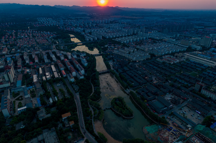 山东青州城市日落晚霞夕阳航拍摄影图