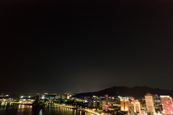 <strong>山<strong>东</strong>烟台</strong>城市夜景灯光航拍摄影图