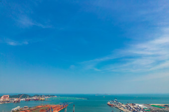 山东烟台港口码头集装箱航拍摄影图