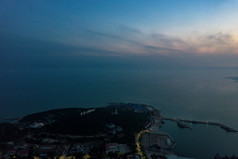 烟台长岛夜幕降临夜景晚霞航拍摄影图