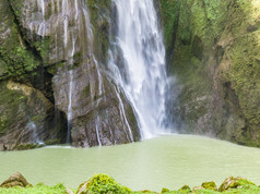 大自然高山流水瀑布湖南湘西大龙洞瀑布