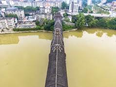 侗族特色建筑风雨桥航拍摄影图