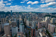 贵州贵阳城市蓝天白云航拍摄图