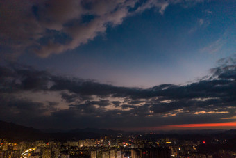 贵州凯里夜幕降临夜景航拍摄影图