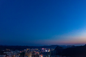 贵州铜仁城市夜景中华门古镇航拍摄影图