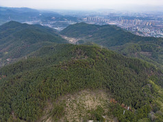 湖南湘西大山中的城市航拍摄影图