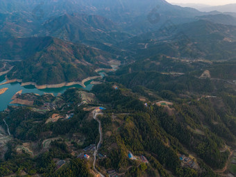 连绵起伏山川日落晚霞航拍摄影图