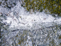 森林冬天雪景航拍摄影图