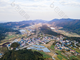 山川丘陵地貌农业种植农田航拍