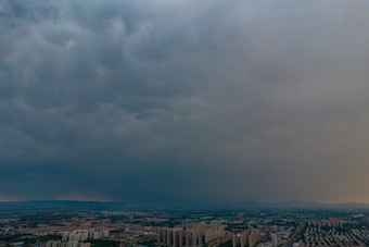 山东淄博城市暴<strong>雨来</strong>袭航拍摄影图