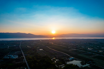 云南大理古城<strong>苍山</strong>洱海风景航拍