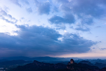 广东丹霞山清晨彩霞航拍摄影图