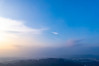 韶关丹霞山丹霞地貌日落晚霞夕阳航拍摄影图