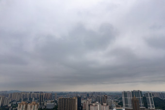 中山城市暴雨来临航拍摄影图