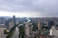 中山城市雨季暴雨来临航拍摄影图