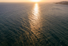 大海海洋礁石海浪沙滩海岛海陵岛航拍摄影图