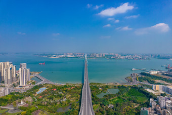 广东湛江广州湾大桥及周边建筑航拍摄影图