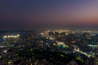 广东湛江夜幕降临夜景灯光<strong>彩霞</strong>航拍摄影图