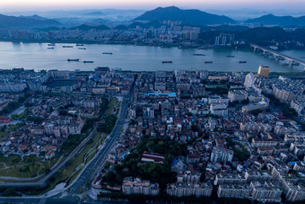 广东肇庆城市清晨日出航拍摄影图