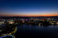 广东肇庆七星山夜景城市夜景航拍摄影图