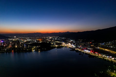 广东肇庆七星山夜景城市夜景航拍摄影图