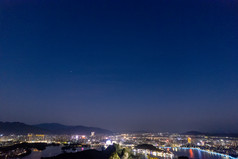 广东肇庆七星山夜景城市夜景航拍摄影图