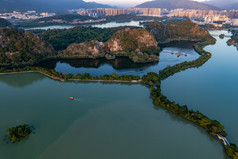 广东肇庆夕阳下的七星山航拍摄影图