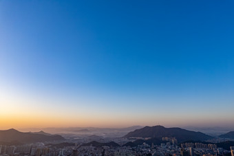 肇庆城市清晨日<strong>出彩</strong>霞航拍摄图