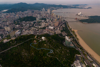 珠海海边大海晚霞城市晚霞航拍摄影图