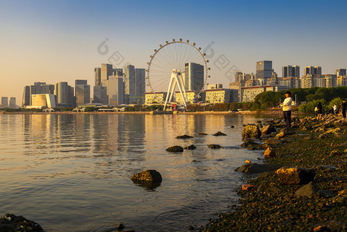 深圳标志性建筑前海摩天轮