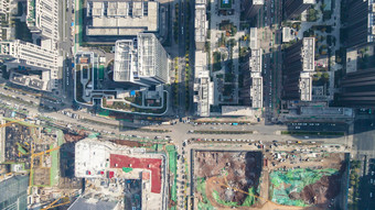 俯拍城市化高楼施工工地图片