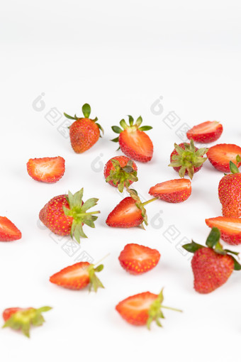 新鲜<strong>草莓</strong>水果实拍